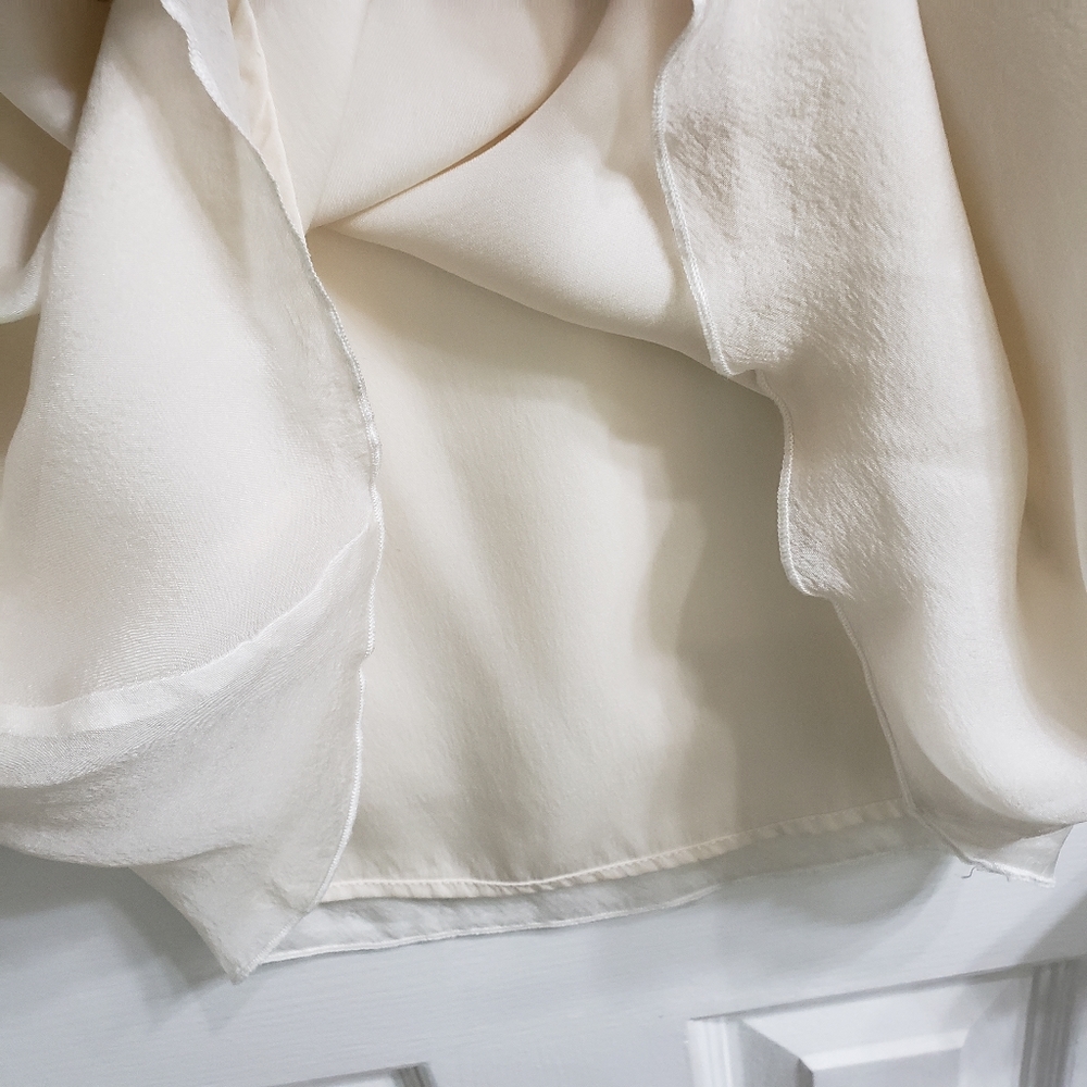 Alice + Olivia Mother of Pearl Silk Blouse - Picture 7 of 7